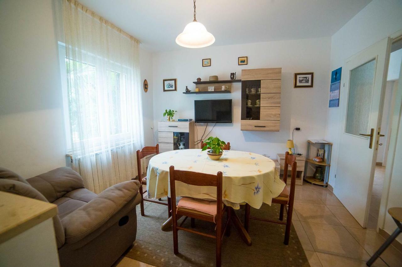 Apartments Marija Porec Exterior photo